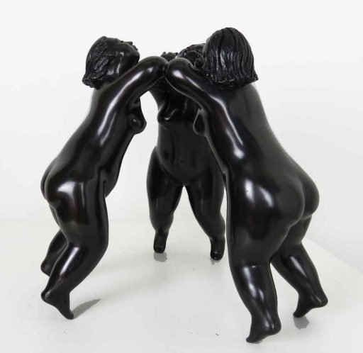 Sculpture de bronze de trois faunes par Rose-Aimée Bélanger à vendre en galerie d'art à Montréal. « 3 faunes » disponible à la Galerie Blanche.