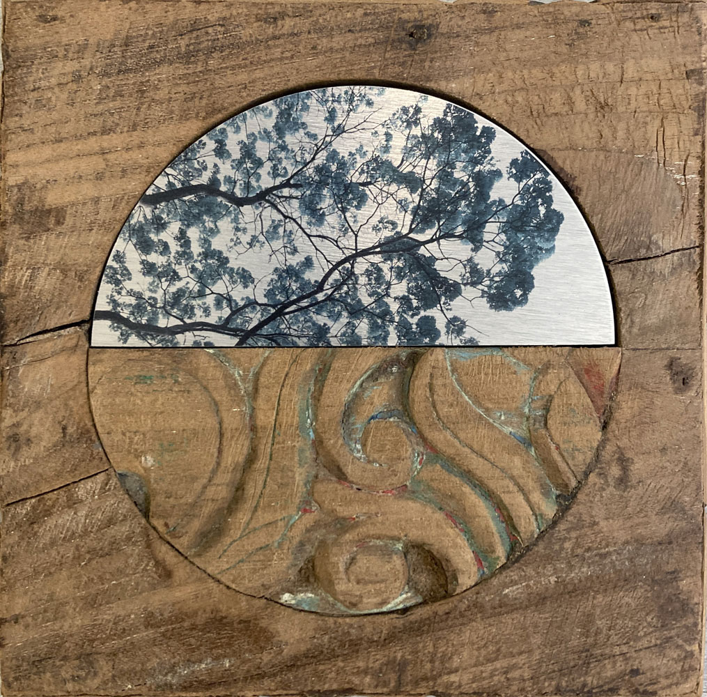 Paysage abstrait en techniques mixtes sur bois « Terra Incognita 1 » par Amélie Desjardins. Art contemporain à vendre à la Galerie Blanche de Montréal.