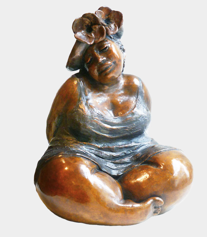 Sculpture de bronze d'une femme assise par Rose-Aimée Bélanger à vendre en galerie d'art à Montréal. « Petite femme aux coquelicots » disponible à la Galerie Blanche.
